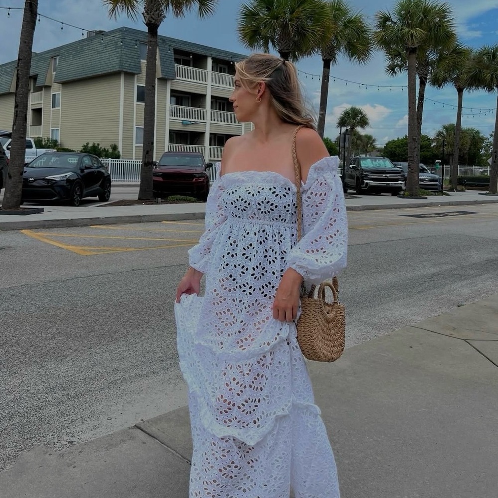 KAREN MILLEN - Off Shoulder Eyelet Maxi Beach Woven Dress!! Brand new!✨